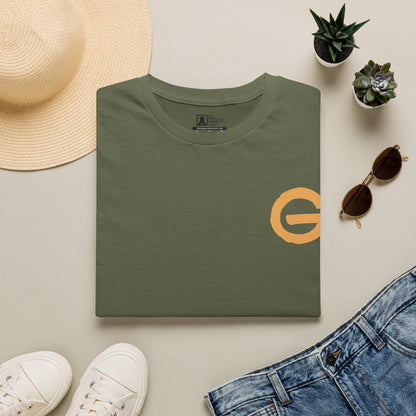 Minimal Gold 'G' Logo T-Shirt — Casual Branded Chest Emblem Tee