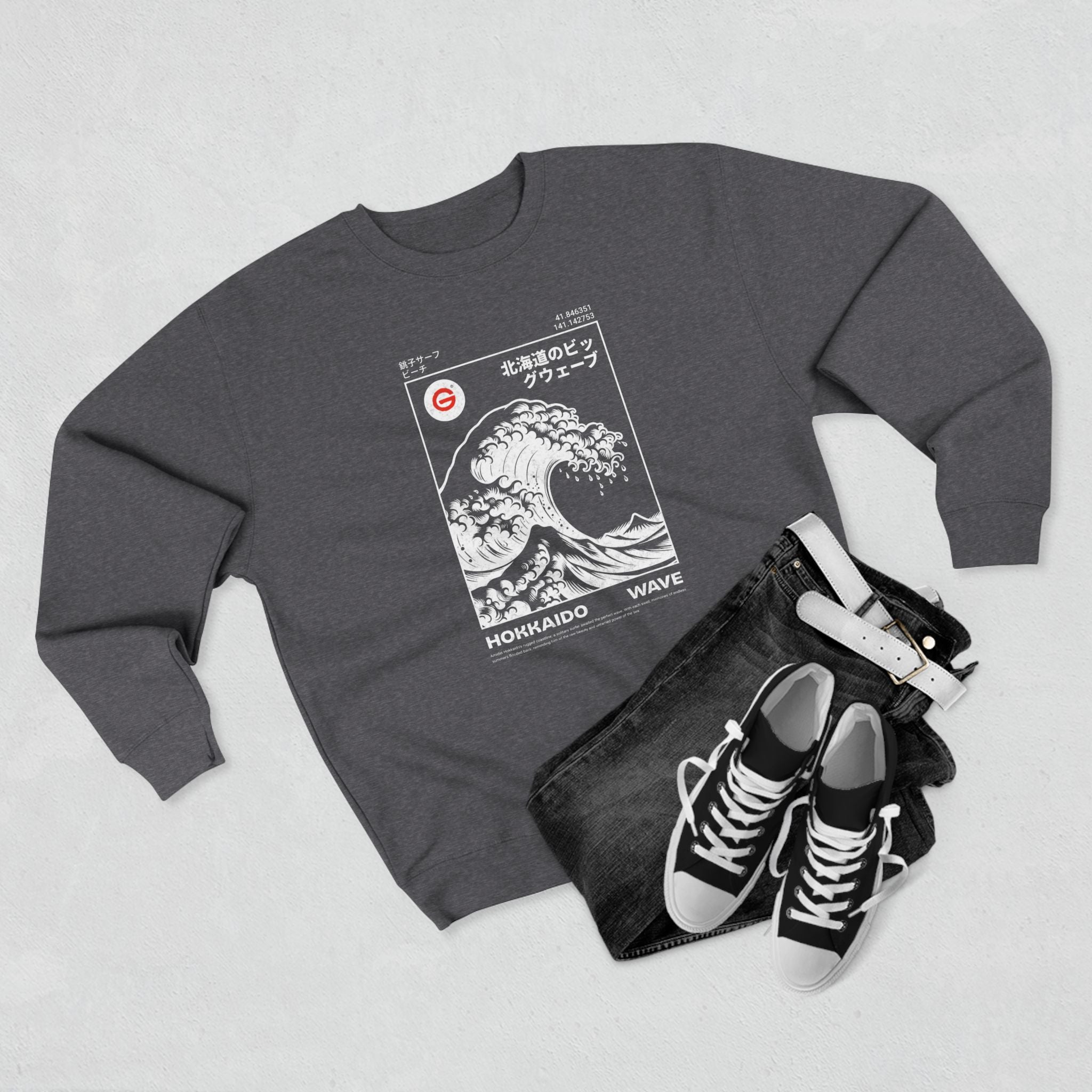 Great Wave Crewneck Sweatshirt — Hokusai-Inspired Wave Graphic