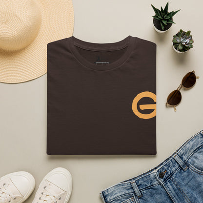 Minimal Gold 'G' Logo T-Shirt — Casual Branded Chest Emblem Tee